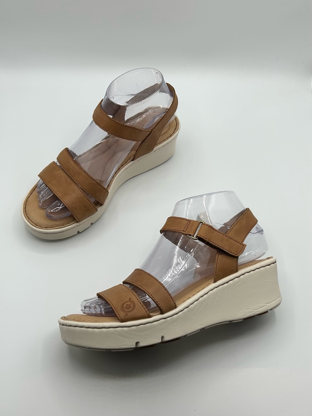 Born Tan Leather Strappy Wedge Comfort Sandals Women’s Size 7 - Picture 10 of 10